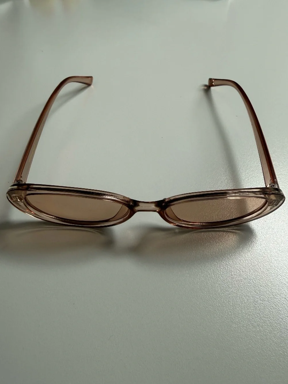 mure + grand Hamptons Cottage Slim Oval Frame Sunglasses Color: Blush
